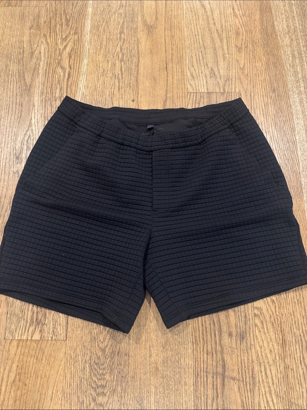 Lululemon Lab Textured Grid Shorts 6” XL
